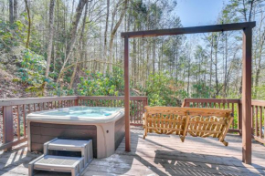 Serene Townsend Cabin Rental with Hot Tub and Grill!